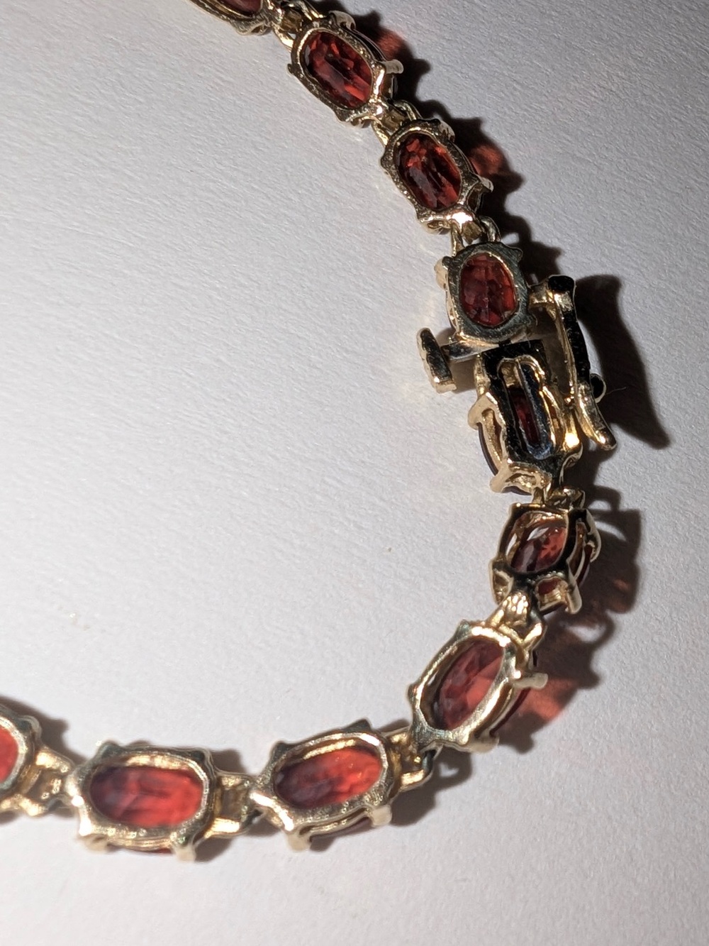 VTG 90s 10K Gold oval cut Garnet Tennis Bracelet excellent craftsmanship 7” 7.8g - Picture 12 of 13